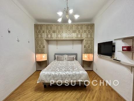 Romantic courtyard apartments, Lviv - apartment by the day