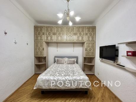 Romantic courtyard apartments, Lviv - apartment by the day