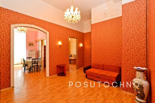 The apartment is on the intersection of, Saint Petersburg - apartment by the day