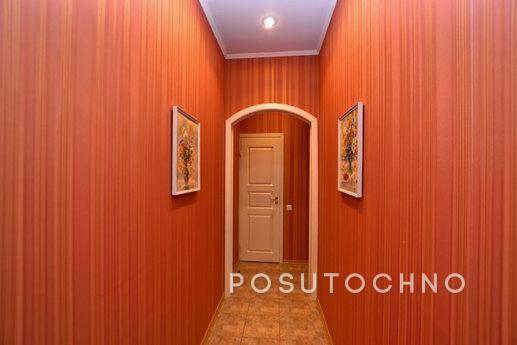 The apartment is in a contemporary style, Saint Petersburg - apartment by the day