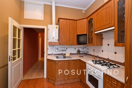 The apartment is in a contemporary style, Saint Petersburg - apartment by the day