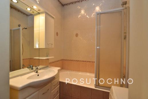 The apartment is in a contemporary style, Saint Petersburg - apartment by the day