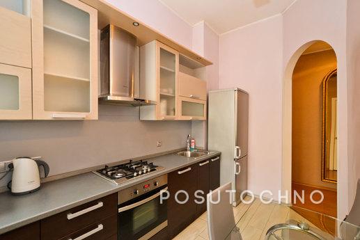 The apartment is on the main street of t, Saint Petersburg - apartment by the day