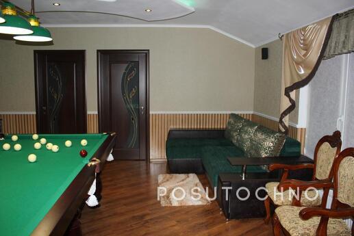 Zamiskiy Budynok Eco Comfort, Cherkasy - apartment by the day