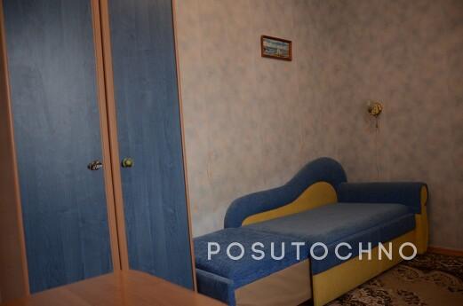 Rent daily 3-room apartment, Chernomorsk (Illichivsk) - apartment by the day