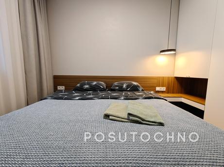 Стильна 2к квартира біля Рахманова, Днепр (Днепропетровск) - квартира посуточно