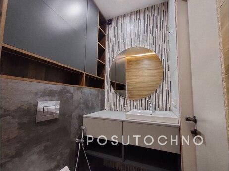 Modern design and comfort in the best area, Dnipro (Dnipropetrovsk) - apartment by the day