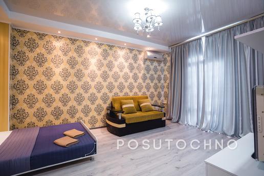 The center of the place and the calm expanse of the sky, Dnipro (Dnipropetrovsk) - apartment by the day