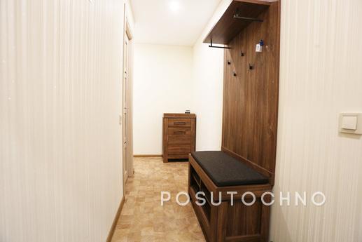 Studio 5 minutes from Bridge City, Dnipro (Dnipropetrovsk) - apartment by the day