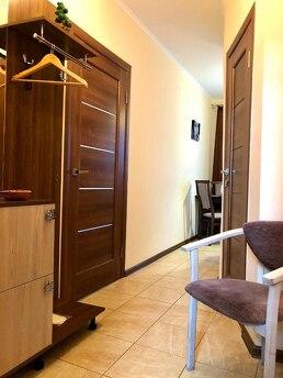 Apartment in the center, documents visible, Rivne - apartment by the day