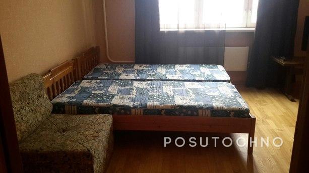 The cozy apartment is located near the IRTC Eye Microsurgery