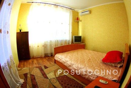 Rent 4 bedroom apartment Center., Kropyvnytskyi (Kirovohrad) - apartment by the day