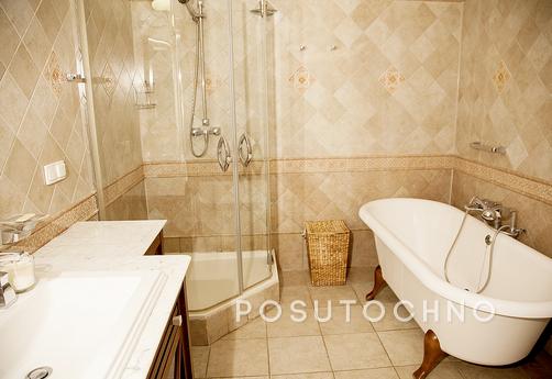 Daily Bolshoi Golovin Lane, 2, Moscow - apartment by the day