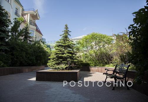 Daily Bolshoi Golovin Lane, 2, Moscow - apartment by the day