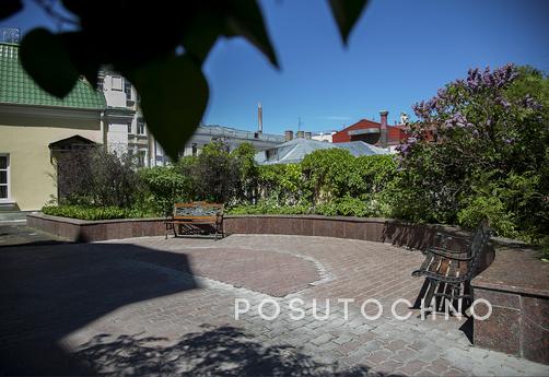 Daily Bolshoi Golovin Lane, 2, Moscow - apartment by the day