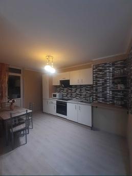 Здам 1к.кв. ЖК Атлант на Київській, Бровары - квартира посуточно