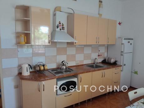Сдам подобово дом на Кароліно Бугазі, Одесса - квартира посуточно
