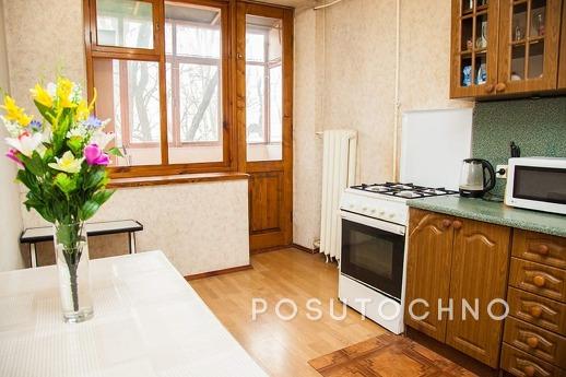 2-room standard near the shopping center Aurora, Zaporizhzhia - apartment by the day