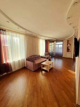2 rooms. Junior suite on Soborny Avenue 212, Zaporizhzhia - apartment by the day
