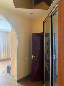 2 rooms. Junior suite on Soborny Avenue 212, Zaporizhzhia - apartment by the day