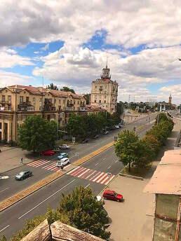 2 rooms. Junior suite on Soborny Avenue 212, Zaporizhzhia - apartment by the day