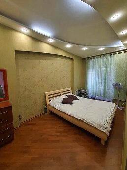 2 rooms. Junior suite on Soborny Avenue 212, Zaporizhzhia - apartment by the day