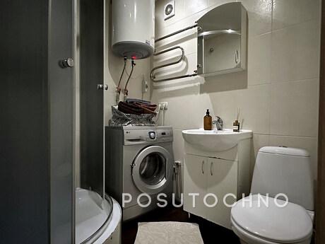 Daily rent 2-room semi-lux Ukrainian, Lahti, Zaporizhzhia - apartment by the day