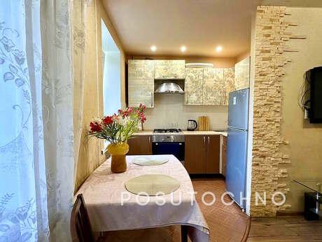 Daily rent 2-room semi-lux Ukrainian, Lahti, Zaporizhzhia - apartment by the day