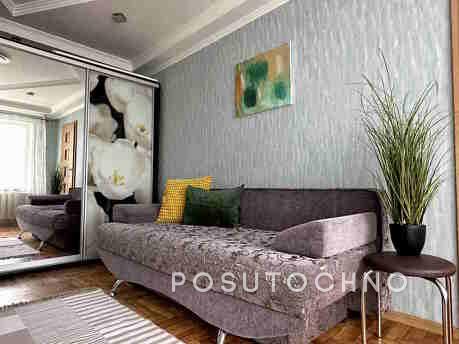 2 room Junior Suite on the street. Matrosova 25a, Zaporizhzhia - apartment by the day