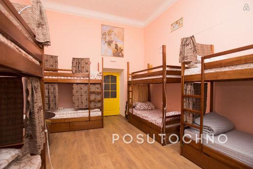 European hostel in the heart of the city, Odessa - apartment by the day