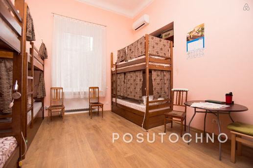 European hostel in the heart of the city, Odessa - apartment by the day