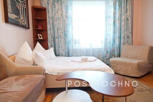 Daily rent apartment renovated, Moscow - apartment by the day