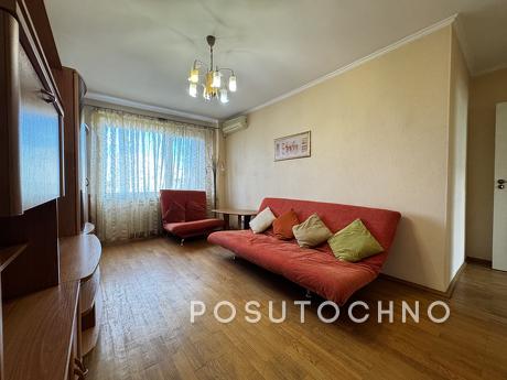 Оренда 2к квартири біля метро Печерьска, Киев - квартира посуточно