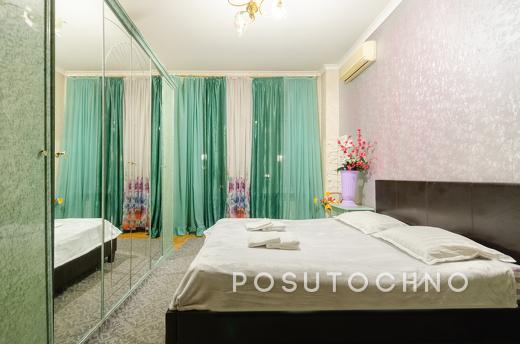 Оренда 3к квартири біля метро Хрещатик, Киев - квартира посуточно