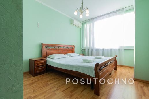 Оренда 3к квартири, метро Золоті ворота, Киев - квартира посуточно