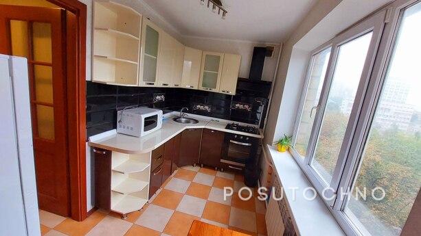 Оренда 3к квартири, метро Печерська, Киев - квартира посуточно