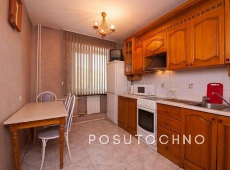 2 to the apartment, 70 m², 2/5 fl. rent., Saint Petersburg - apartment by the day