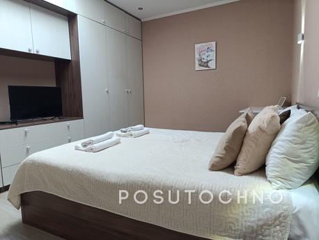 Двокімнатна квартира в центрі міста, Чернівці - квартира подобово