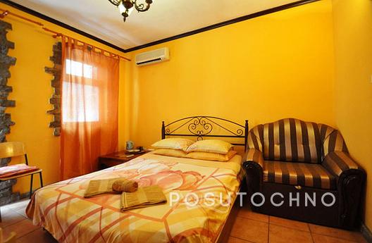 Castle Leonardo Bluff, Crimea, Alushta - apartment by the day