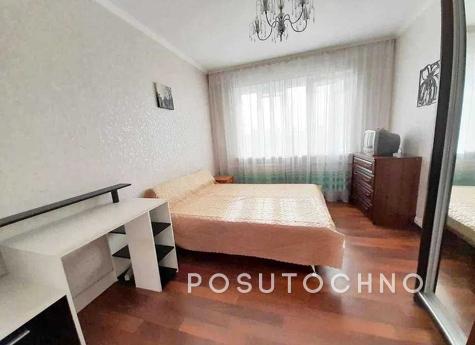 Здається затишна і простора 2 кімнатна квартира. В квартирі 