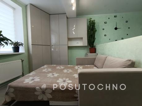 I'll rent out my apartment by the sea for a day., Yuzhny - apartment by the day