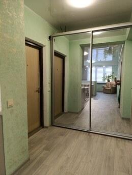 I'll rent out my apartment by the sea for a day., Yuzhny - apartment by the day