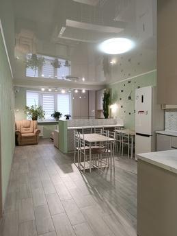 I'll rent out my apartment by the sea for a day., Yuzhny - apartment by the day