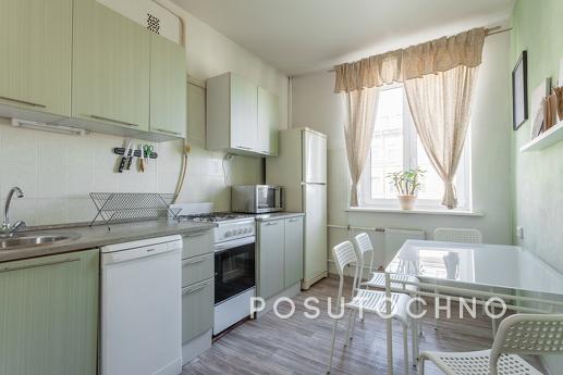 Apartments in the center of St. Petersbu, Saint Petersburg - apartment by the day