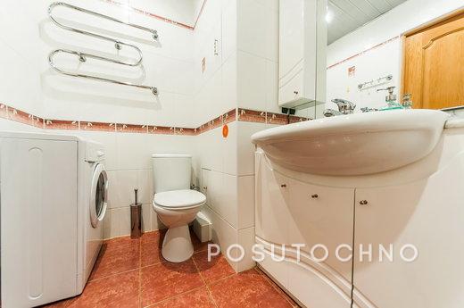 Excellent apartment near the metro, Moscow - apartment by the day