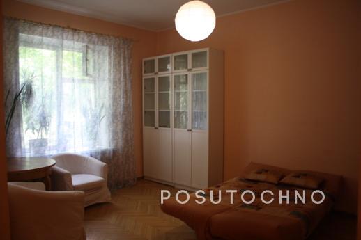 One bedroom apartment within walking distance of the metro s