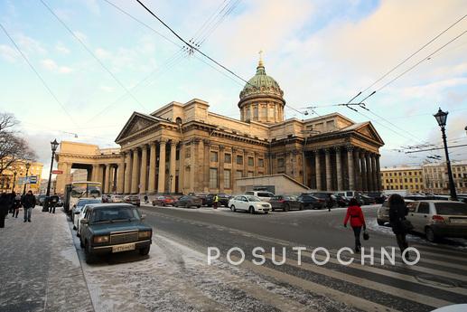 Apartments near Kazan Cathedral, Saint Petersburg - apartment by the day