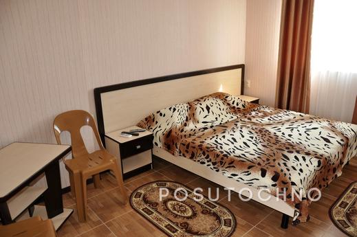Guest house 'Lotos' 70 meters, Saky - apartment by the day