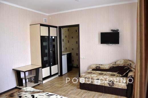 Guest house 'Lotos' 70 meters, Saky - apartment by the day