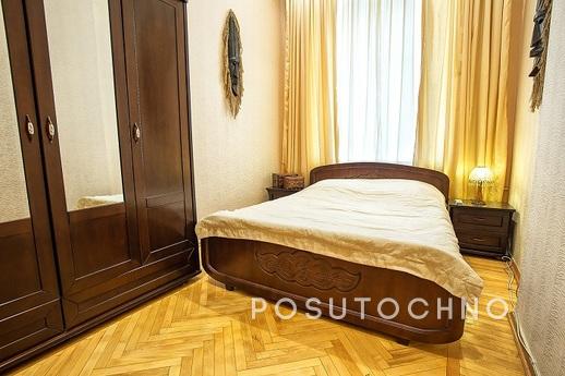 Комфортна квартира бізнес класу в історичному Центрі Краснод